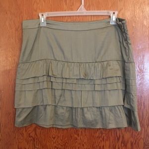 Scallop skirt